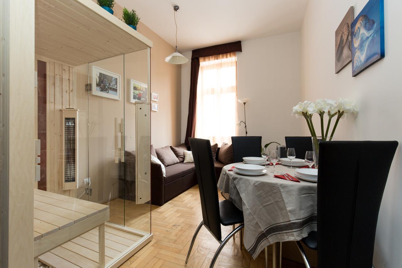 Gozsdu Court Hotel 3*