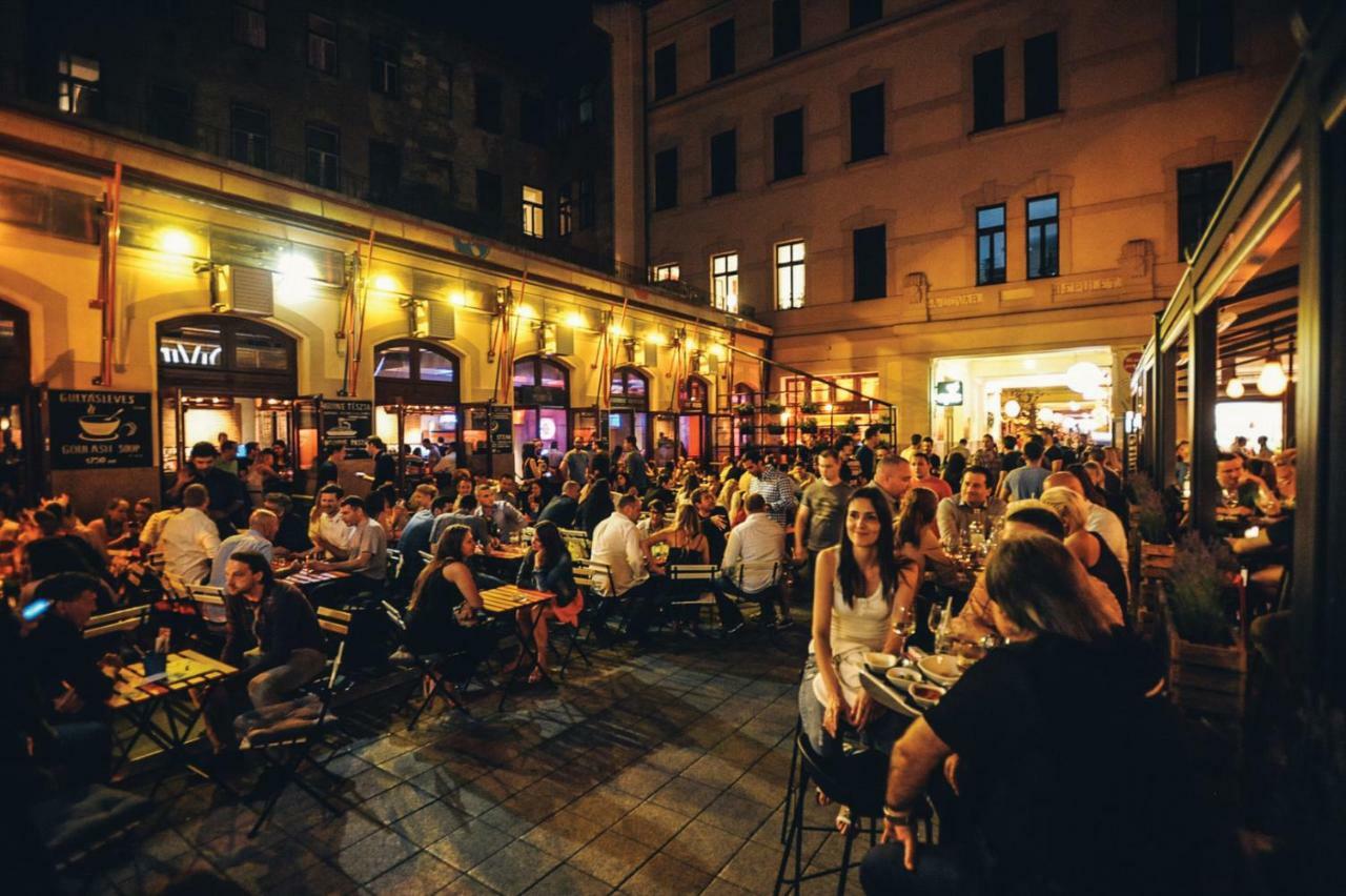 Gozsdu Court Budapest